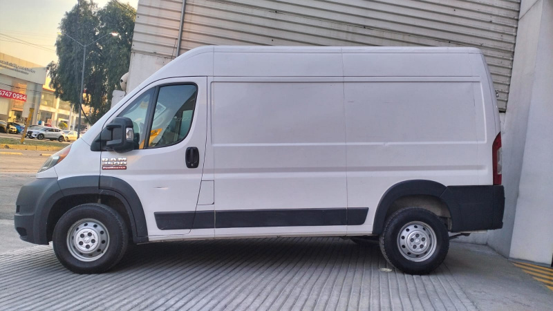 Dodge Comerciales ProMaster Van Panel 4 pts. 2500, 11.5 m3, toldo alto, TA 2018